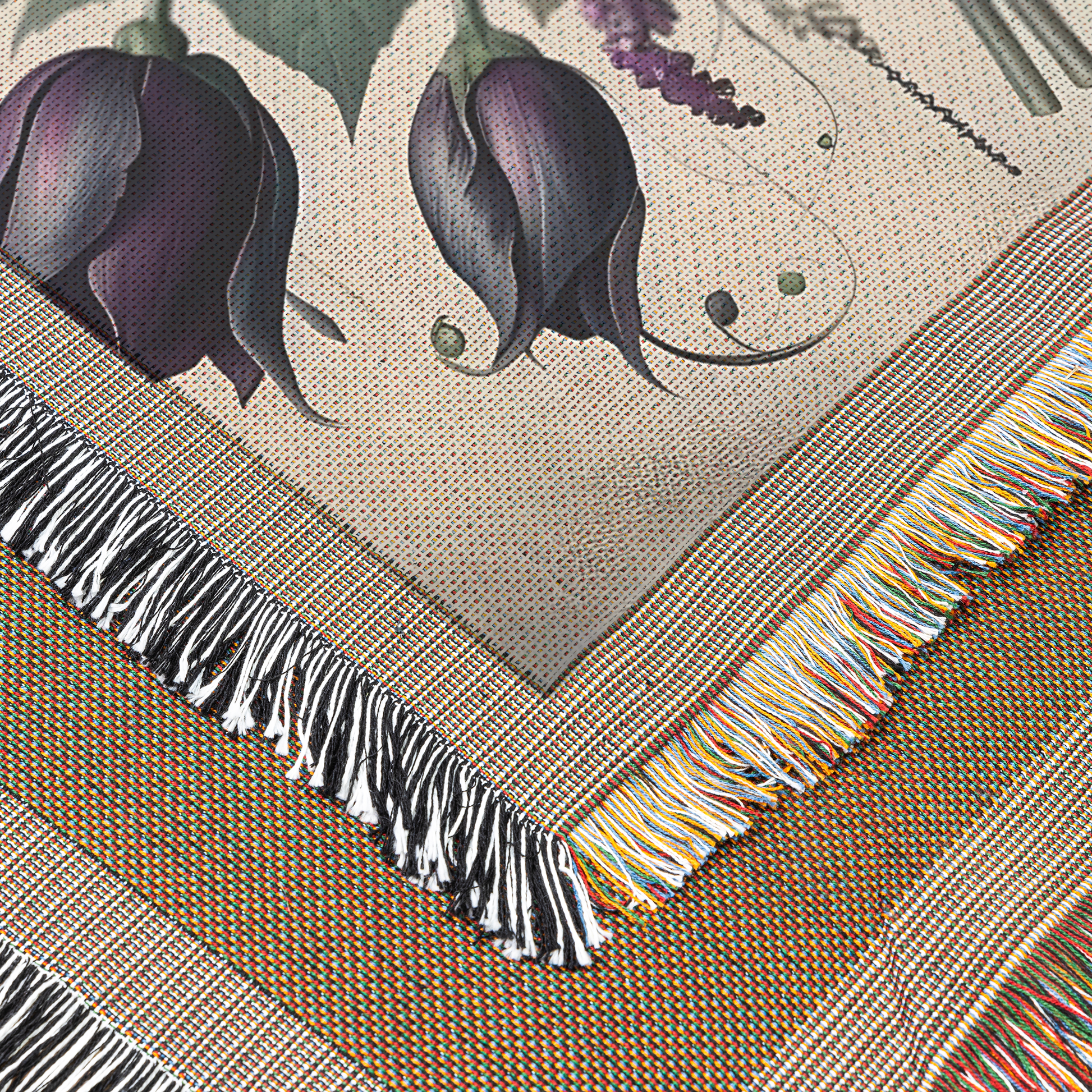 Enchanted_Skull_Bouquet_-_Alternative_Wo_CloseUp_V_Mockup.png